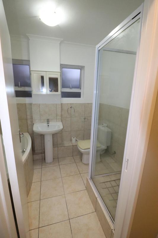 To Let 2 Bedroom Property for Rent in Bracken Heights Western Cape